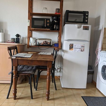Studio Calme Dernier Etage Antibes Exterior photo